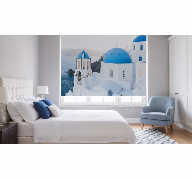Blind bedroom inspired by santorini's blue and white - TenStickers