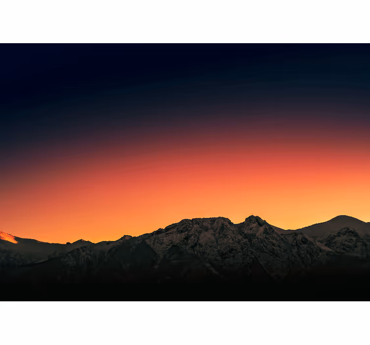 Wall mural mountain majestic mountain dusk - TenStickers