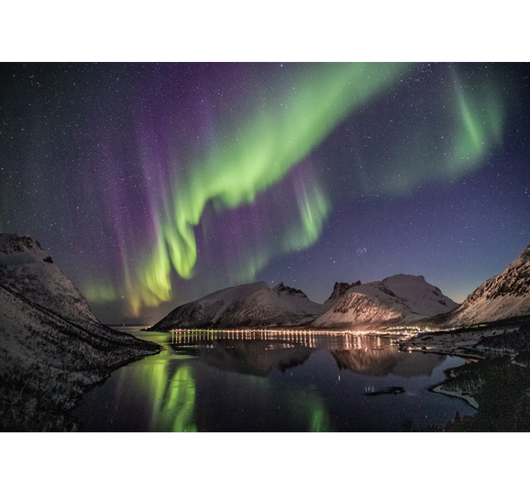 Sky wall mural aurora borealis reflection - TenStickers