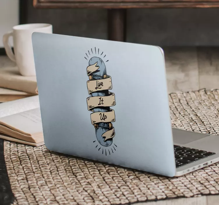Cool retro motivational badges laptop skin - TenStickers