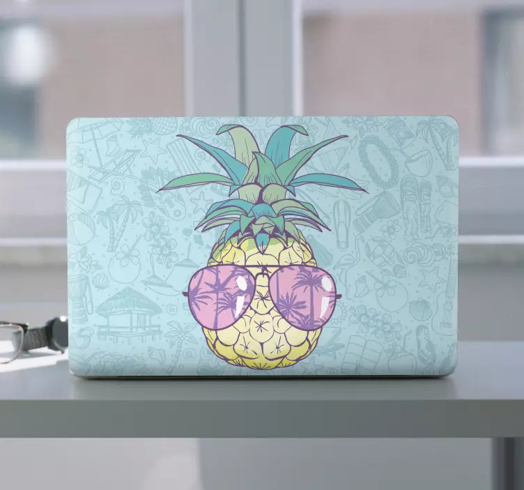 Pineapple with glasses laptop skin - TenStickers