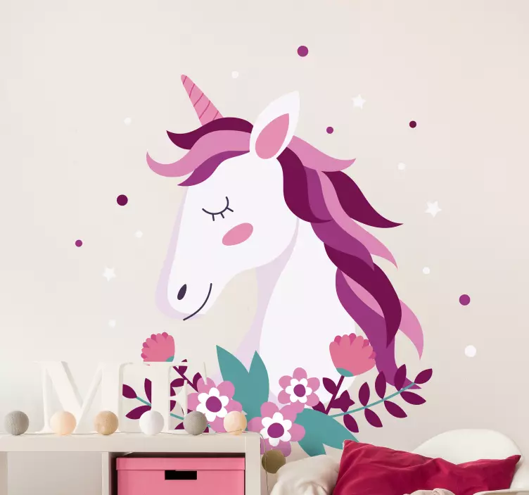 Wall sticker playful unicorn art - TenStickers