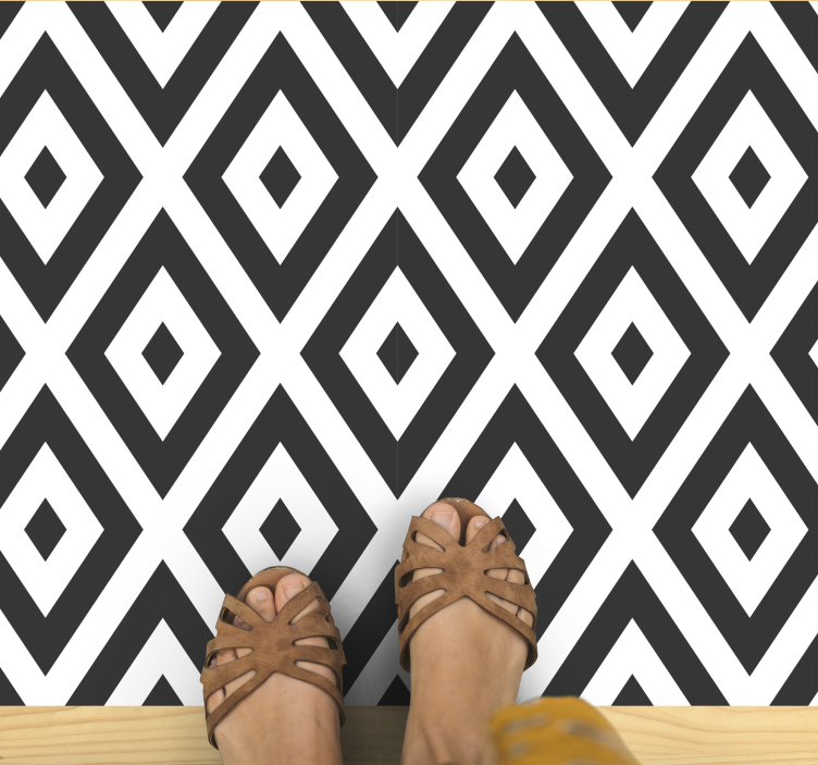 Black and white labyrinth tile carpet - TenStickers