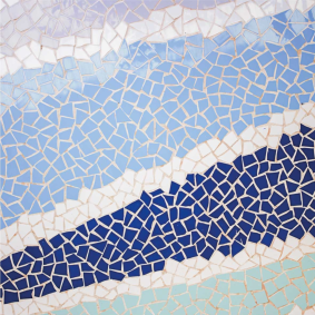 Bathroom vinyl rug in blue small irregular tiles - TenStickers